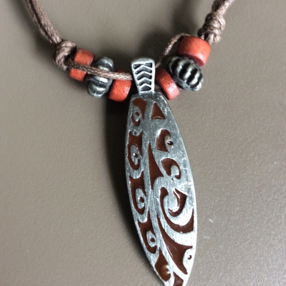 Surfer Necklace - Picture 3 of 6